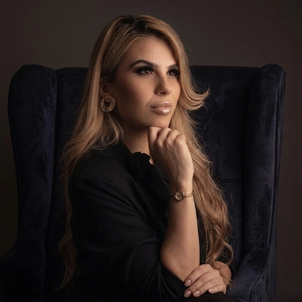 Monique Cardoso Garcia - Serviços  